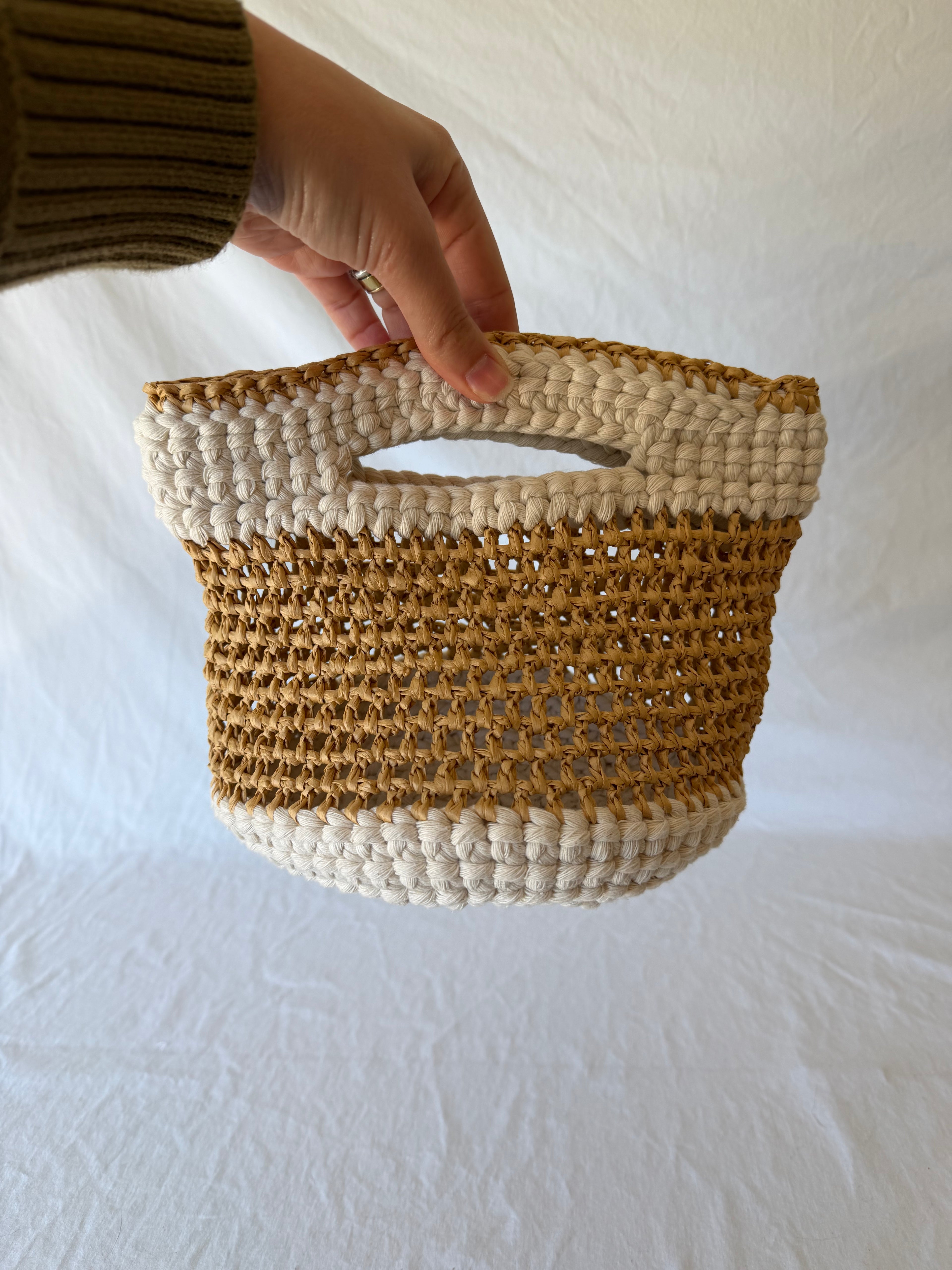 Raffia Bag in White Sand
